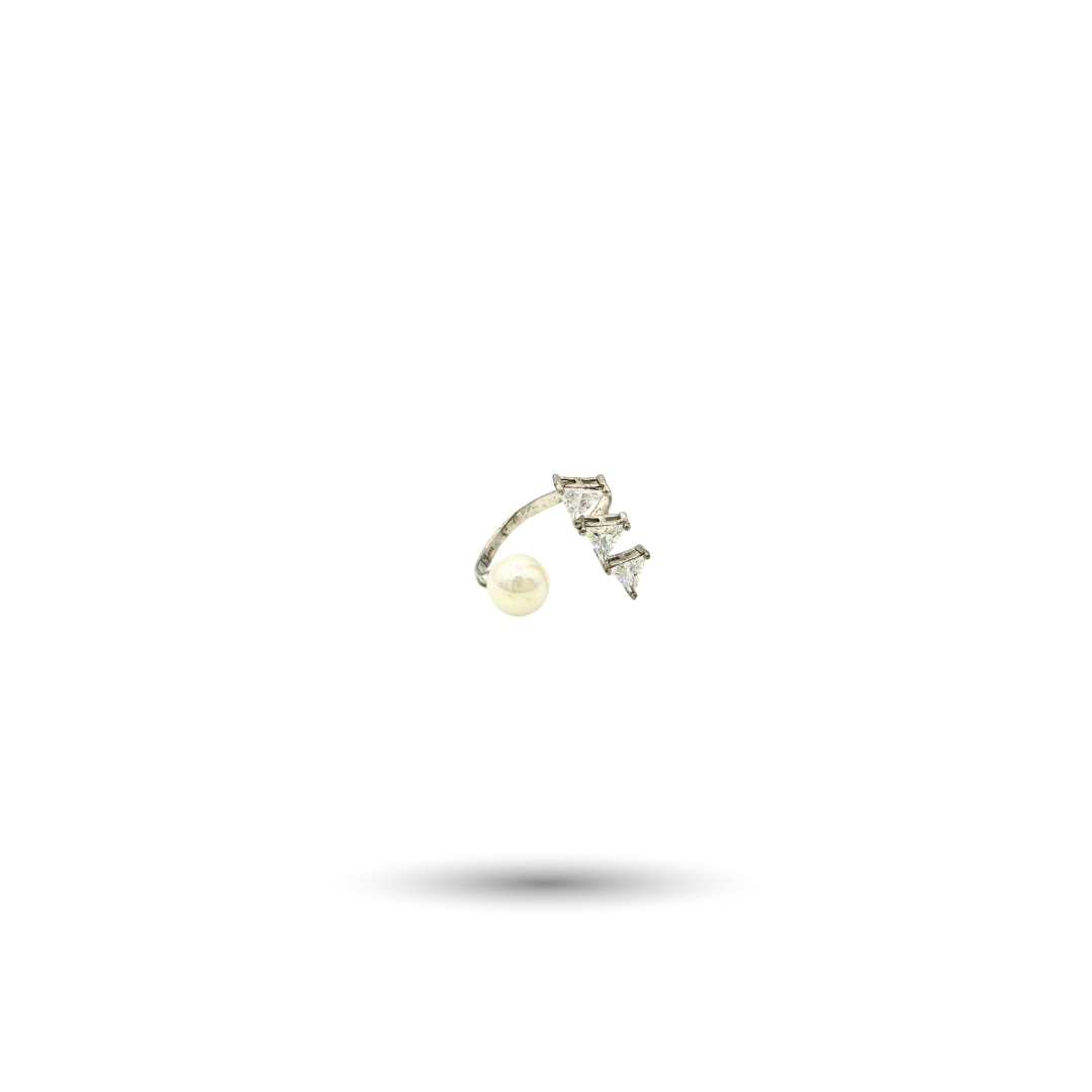 Pearl Ring with 3 Triangle CZ