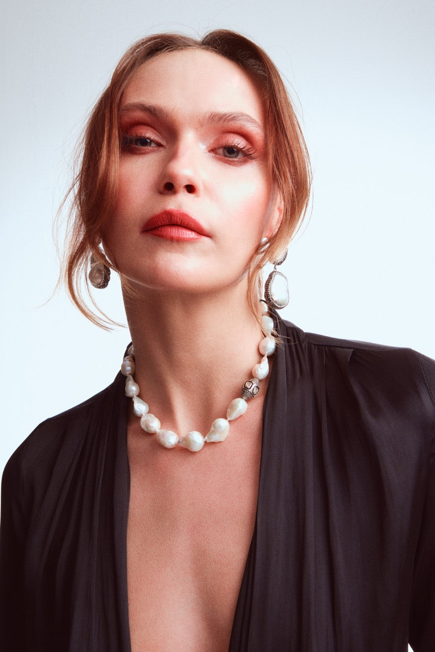 Baroque Pearl Necklace with Diamond Spacer